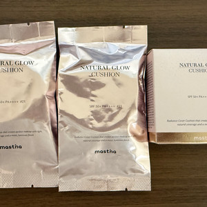 매스티나 내추럴 글로우 쿠션 21호 새상품