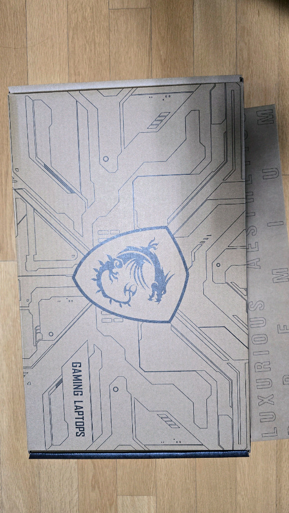 게이밍 노트북 MSI KATANA 17 B13VFK Ram32GB 2T RTX4060--17