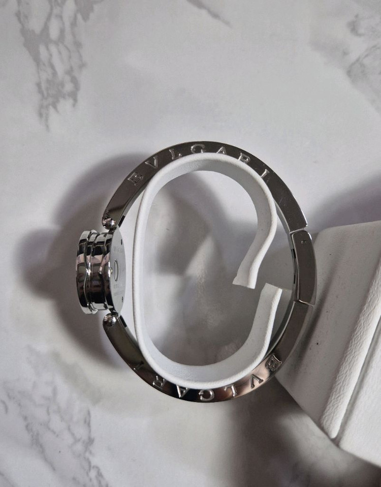 불가리 비제로원 12P 다이아 여성시계--3