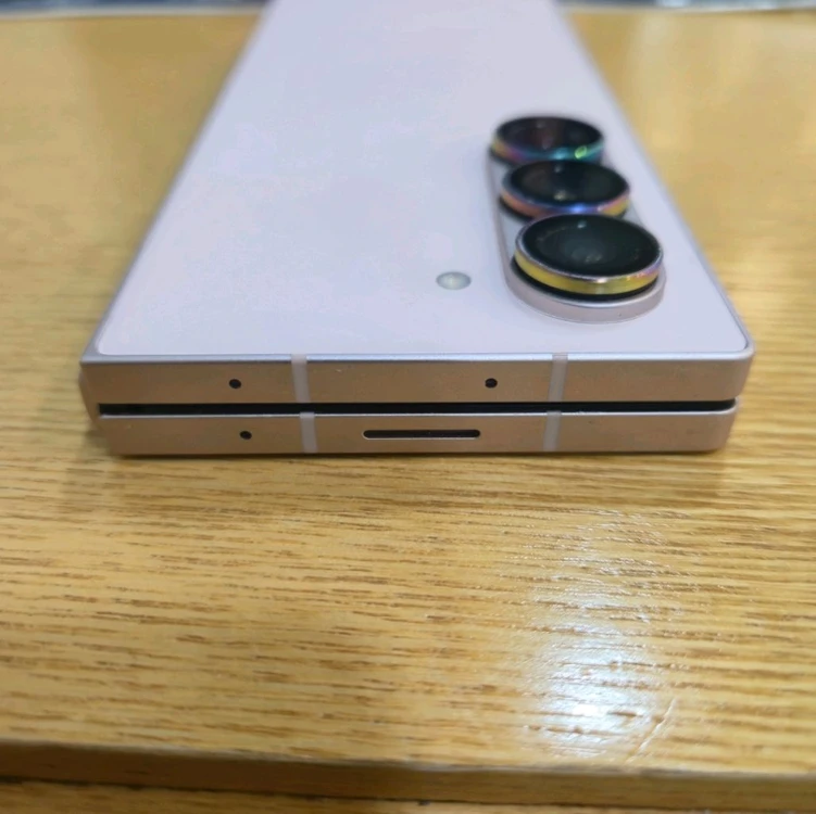 갤럭시 Z폴드6 256G(택배포함) 이미지