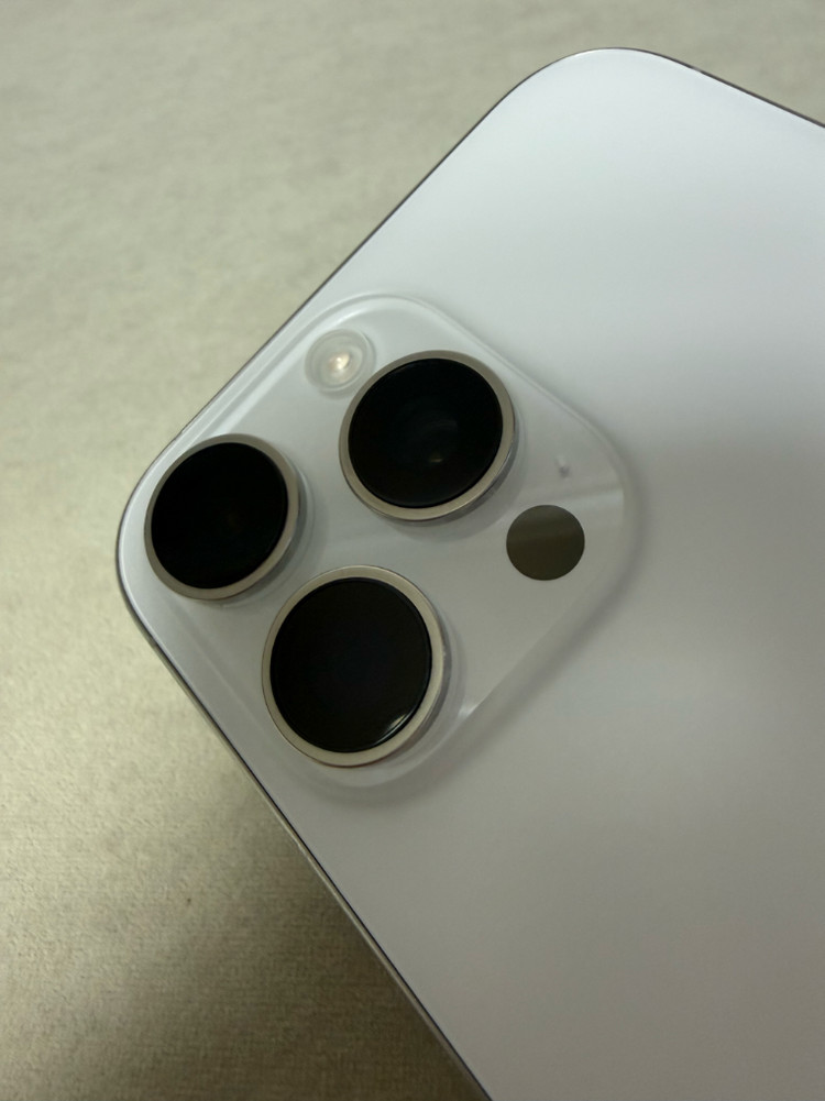 아이폰 16 프로맥스 화이트티타늄 256GB 배터리100--14