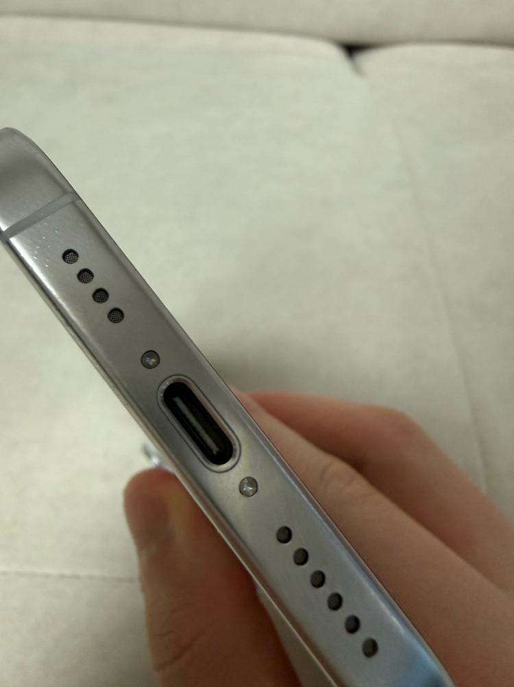 아이폰 16 프로맥스 화이트티타늄 256GB 배터리100--6