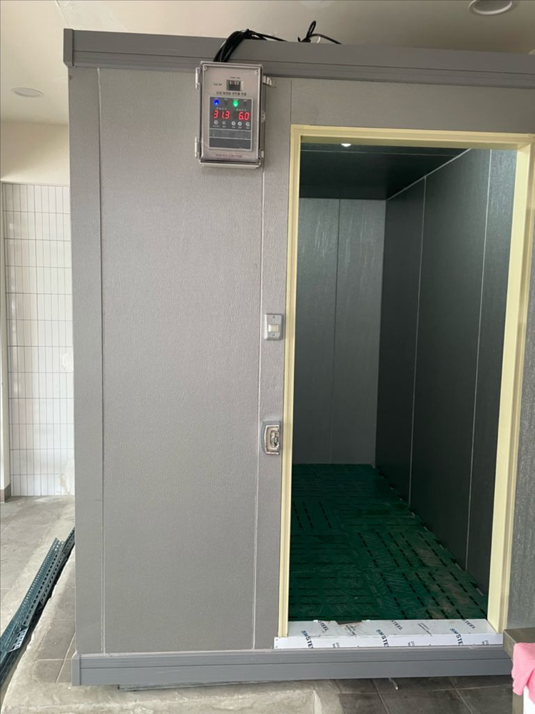 저온저장고 저온창고 냉장창고 약 1.3평 이미지