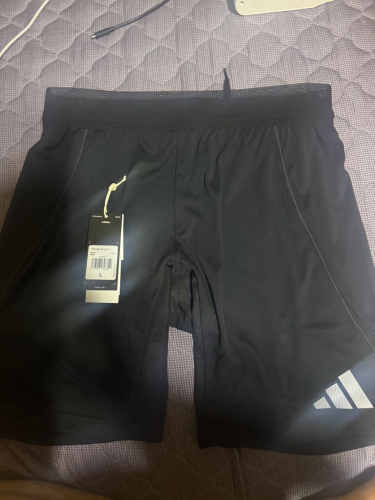 이디다스 티로25프로 L사이즈 반바지--0