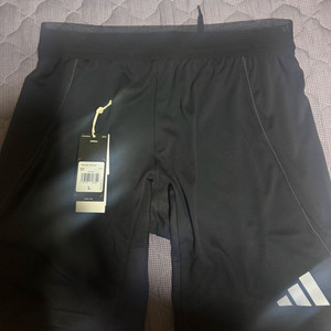 이디다스 티로25프로 L사이즈 반바지