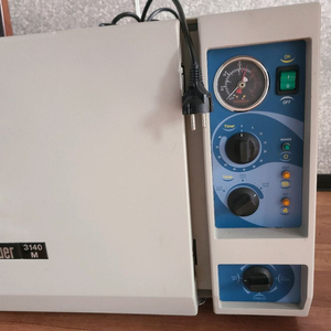 오토클레이브 멸균기 tuttnauer 3140M 40만원 이미지