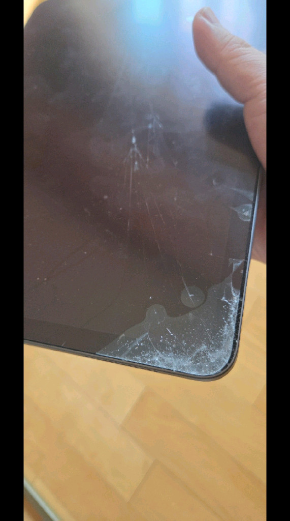 아이패드 에어5 11 m1 256g 파손 와이파이 89%--3