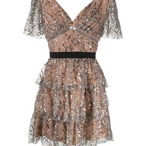 셀프포트레이트 시퀸 원피스 ( 산드로 마쥬 이자벨마랑 시에 자라 코스 로저비비에 비비안웨스트우드