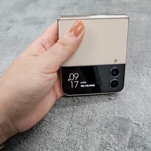 삼성갤럭시Z플립4골드판매 중고폰