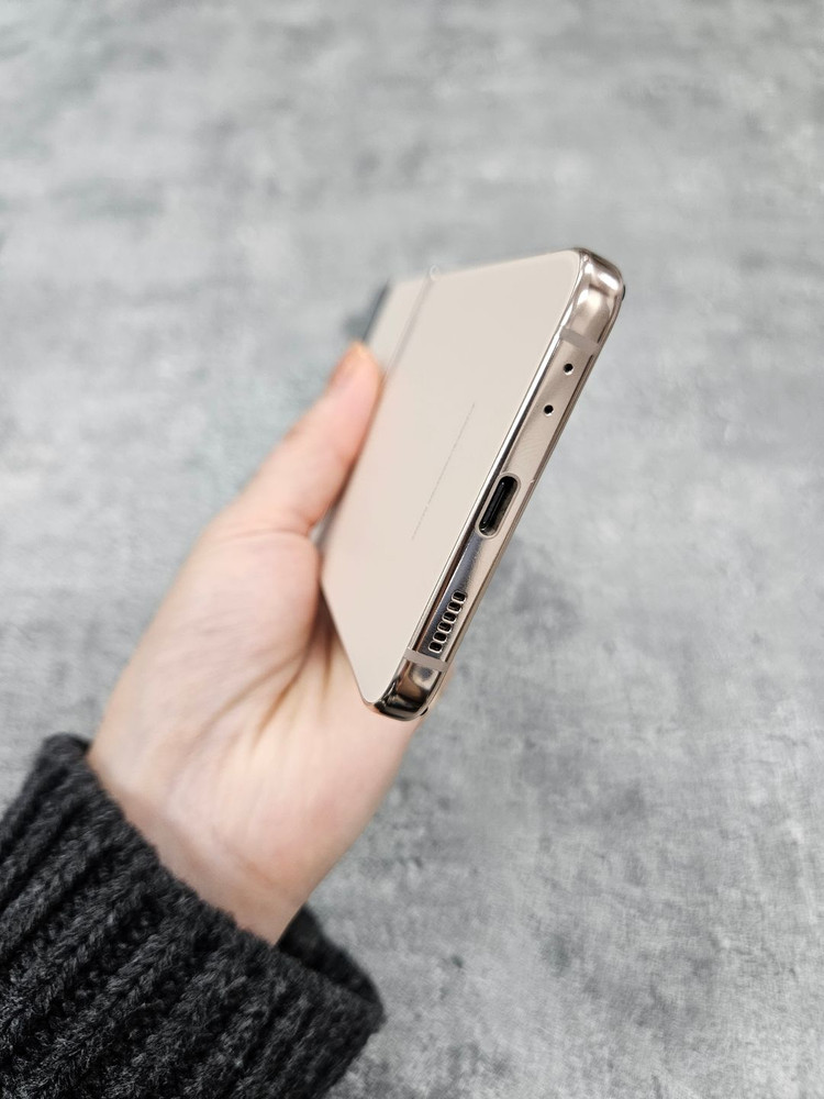 삼성갤럭시Z플립4골드판매 중고폰--6
