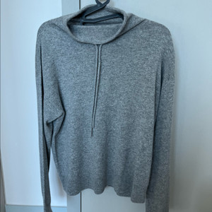 띠어리 캐시미어100% 반폴라 니트 그레이(P)