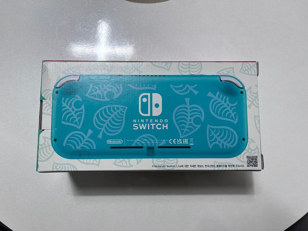 [미개봉] 닌텐도 스위치 라이트 - 동물의숲 콩돌이 밤돌이 알로하 에디션 이미지