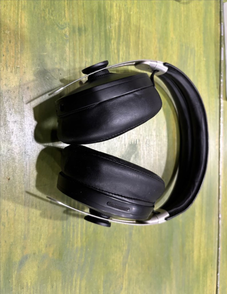 젠하이저 모멘텀3 풀박스 이미지