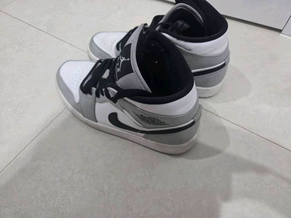 조던 4 레드 시멘트 255, 조던 1 미드 그레이250,조던1 하이유니버시티블루250 이미지