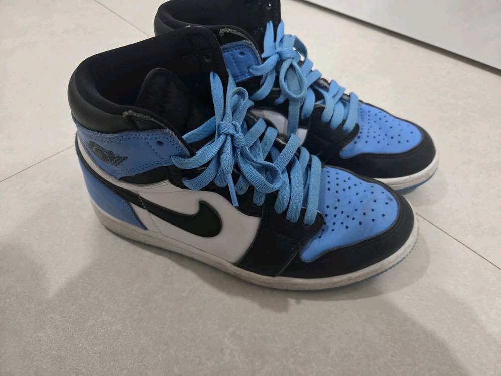 조던 4 레드 시멘트 255, 조던 1 미드 그레이250,조던1 하이유니버시티블루250 이미지