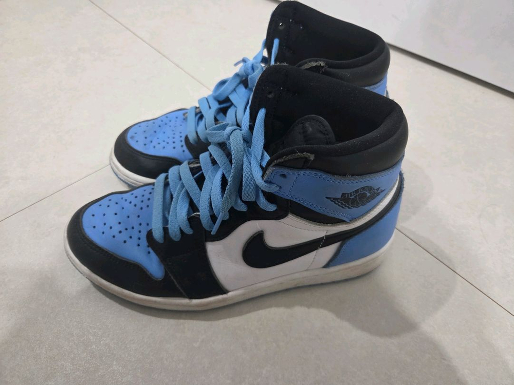 조던 4 레드 시멘트 255, 조던 1 미드 그레이250,조던1 하이유니버시티블루250 이미지