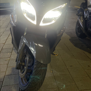 23년식 TCS 모델 버그만쿠페400 팝니다(1인 소유차량)