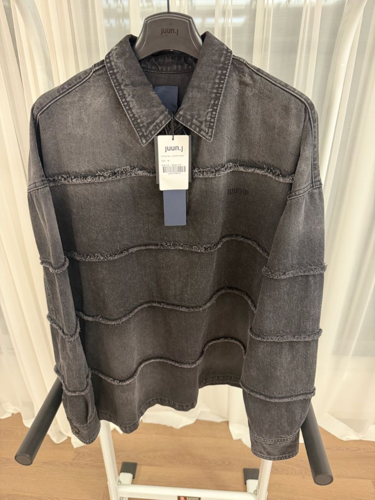 준지 25ss 블랙 데님 롱슬리브 맨투맨 m사이즈(105사이즈) 새상품 팝니다 이미지