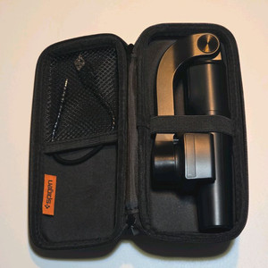 슈피겐 블루투스 짐벌 셀카봉 삼각대 이미지