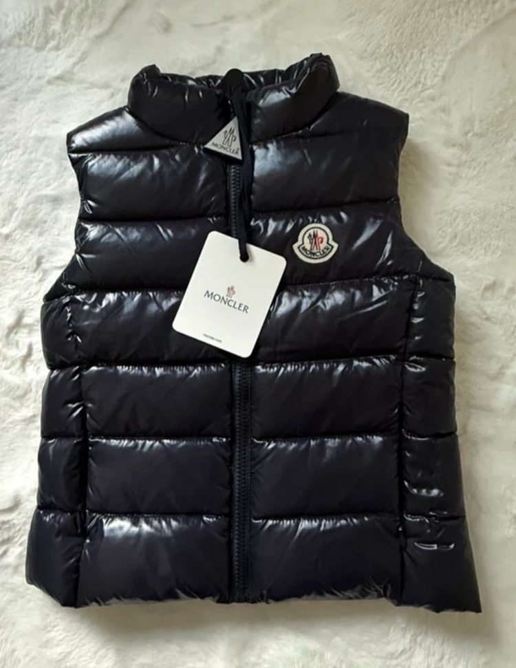 몽클레어 키즈 패딩조끼 8세 이미지