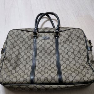 구찌 서류 노트북 가방 팝니다