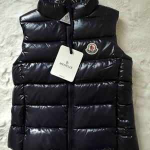 몽클레어 키즈 패딩조끼 8세 이미지