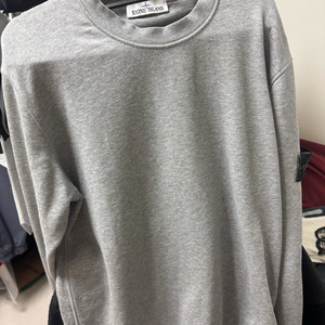 (가품) 스톤아일랜드 맨투맨 , 슈프림나이키acg 바라클라바