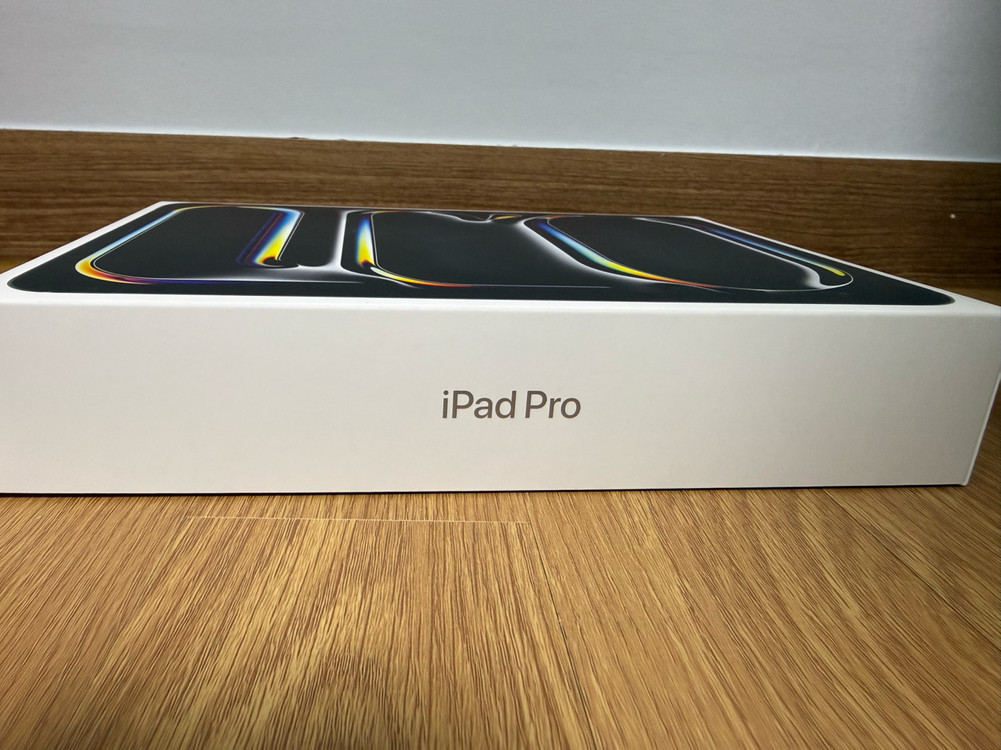 아이패드 프로 11 m5 256GB 미개봉 팝니다--1