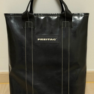 프라이탁 리랜드 올블랙 구버전 이미지