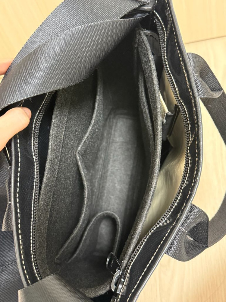 프라이탁 리랜드 올블랙 구버전 이미지