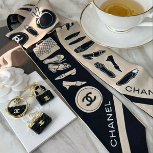 샤넬방도 스카프 새거