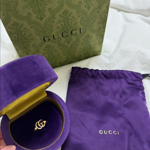 [판매]구찌 GG 러닝 18K 옐로 골드 반지 (GG Running 더블 G 링) 525690 J8500 800