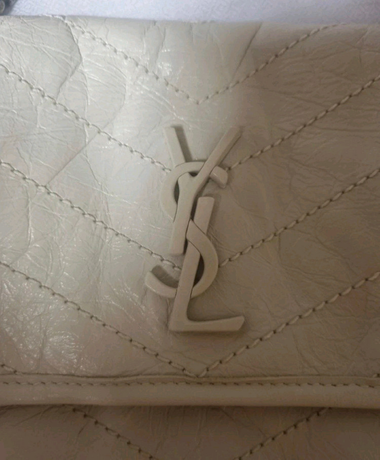 생로랑 니키 베이비 하얀색(아이보리, 크림) 숄더백--2