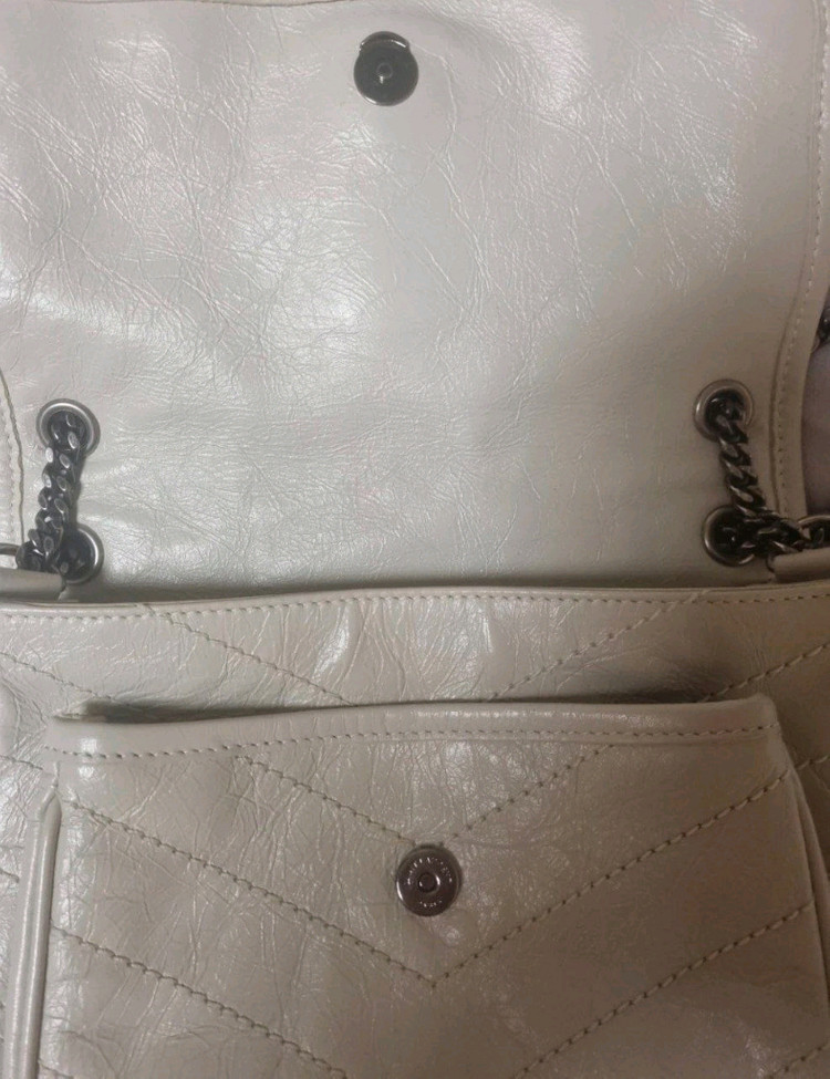 생로랑 니키 베이비 하얀색(아이보리, 크림) 숄더백--5