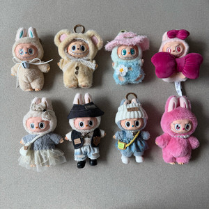 (새상품)라부부 옷세트(인형 그대로 드려요!)