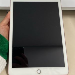 아이패드프로 9.7 32G 핑크 WIFI S급!