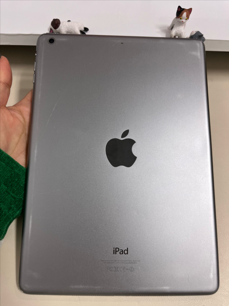 아이패드에어1 16G 그레이 WIFI A급--1