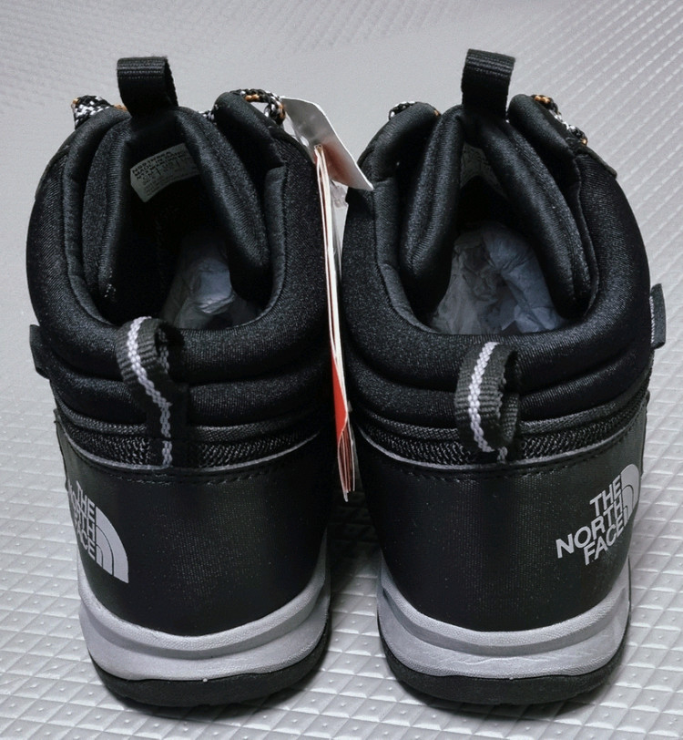 노스페이스 에이팩스 마운틴 워터프루프 등산화(265)--4