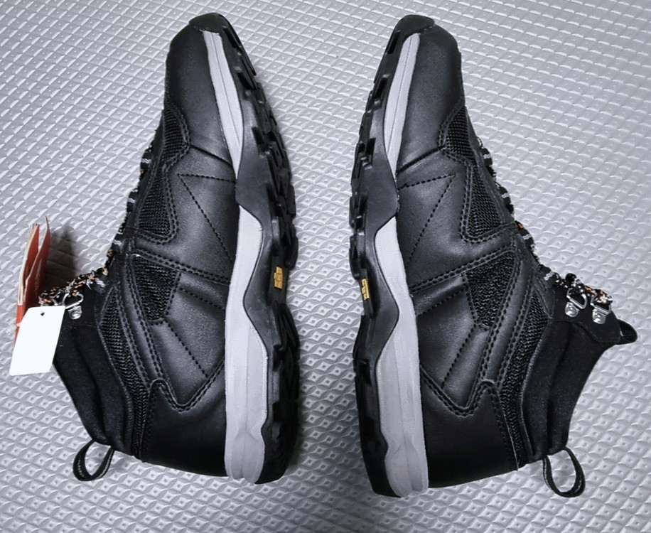 노스페이스 에이팩스 마운틴 워터프루프 등산화(265)--5