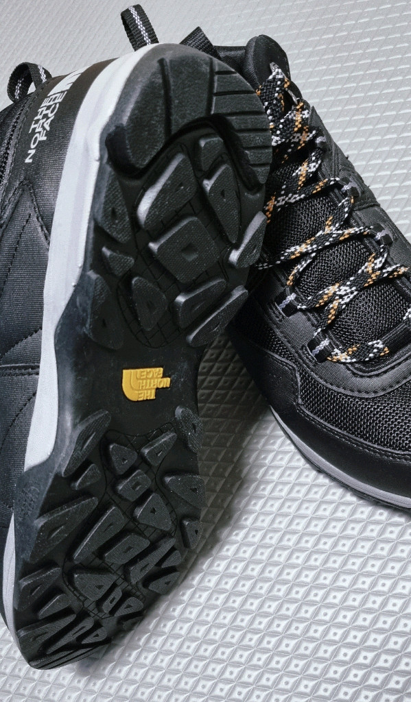 노스페이스 에이팩스 마운틴 워터프루프 등산화(265)--7