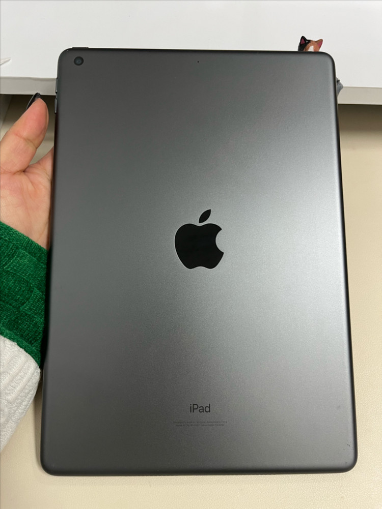 아이패드8세대 32G 그레이 WIFI S급!--1