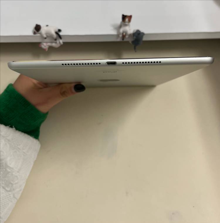 아이패드에어2 64G 실버 WIFI S급!--3