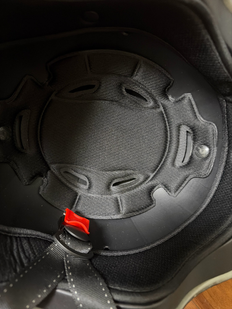 새상품 전기자전거 헬맷--1