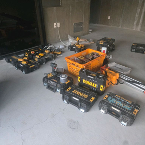 디월트전동공구 이미지