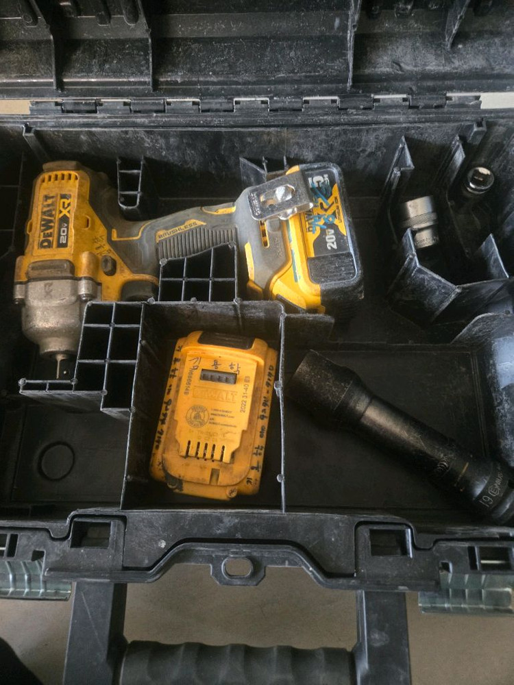 디월트전동공구 이미지
