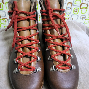 스위스 라이클 수제등산화 260~265신품