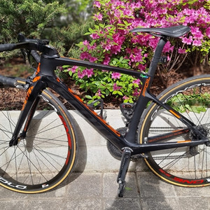 스캇 올 카본 튜블러 로드바이크 + 카본휠셋 이미지