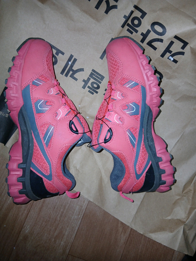 여성용 트레일 러닝화.245mm--3