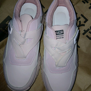 운동화 245.미사용.사진 참고요