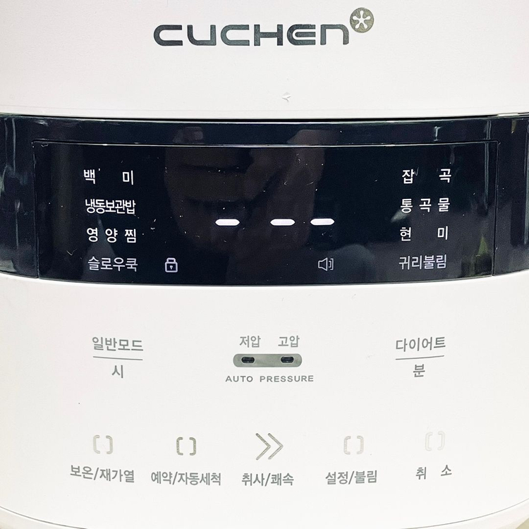 쿠첸 6인용 압력밥솥 CJS-FE0602SDVF 이미지